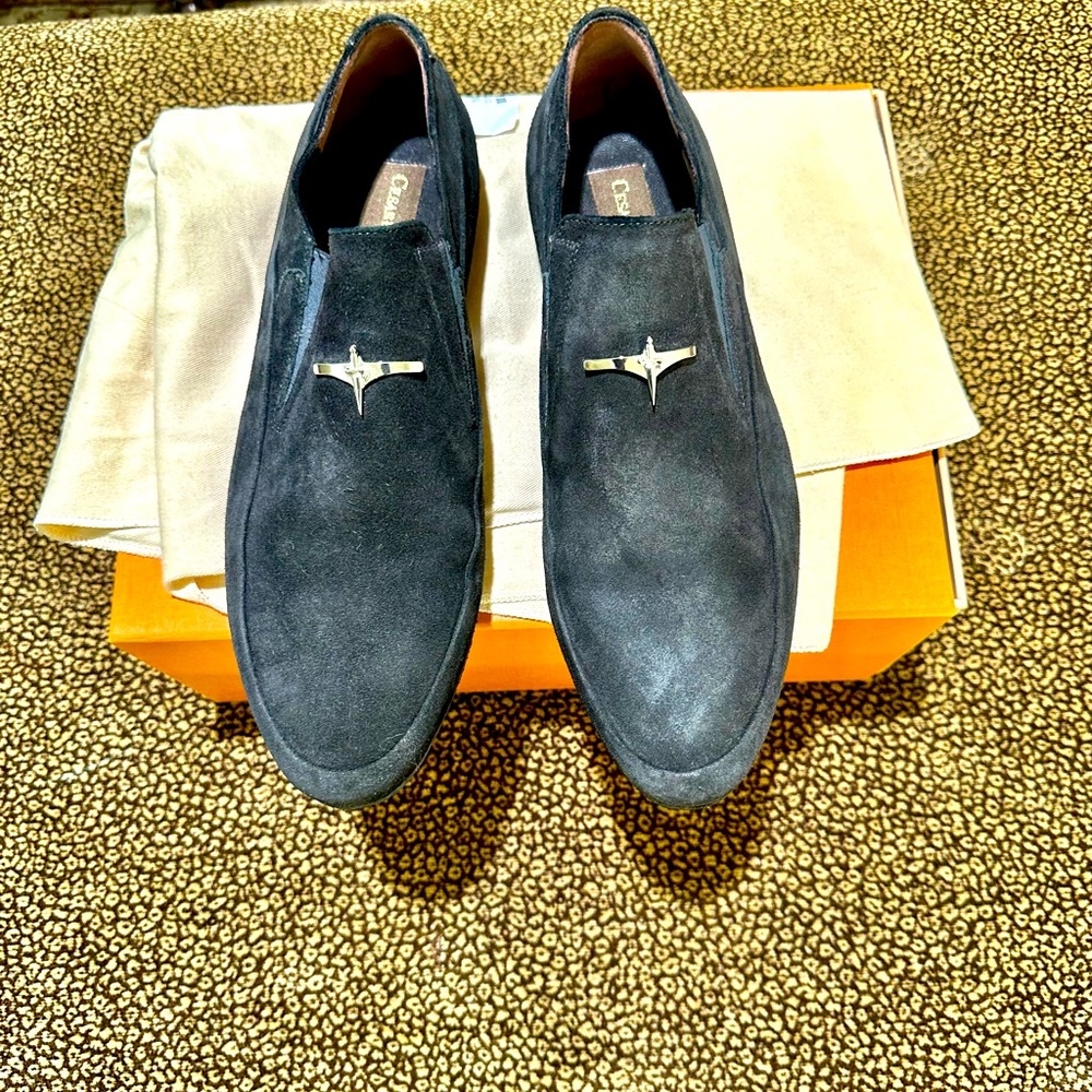 Cesare Paciotti loafers barely used. Rare and authentic
